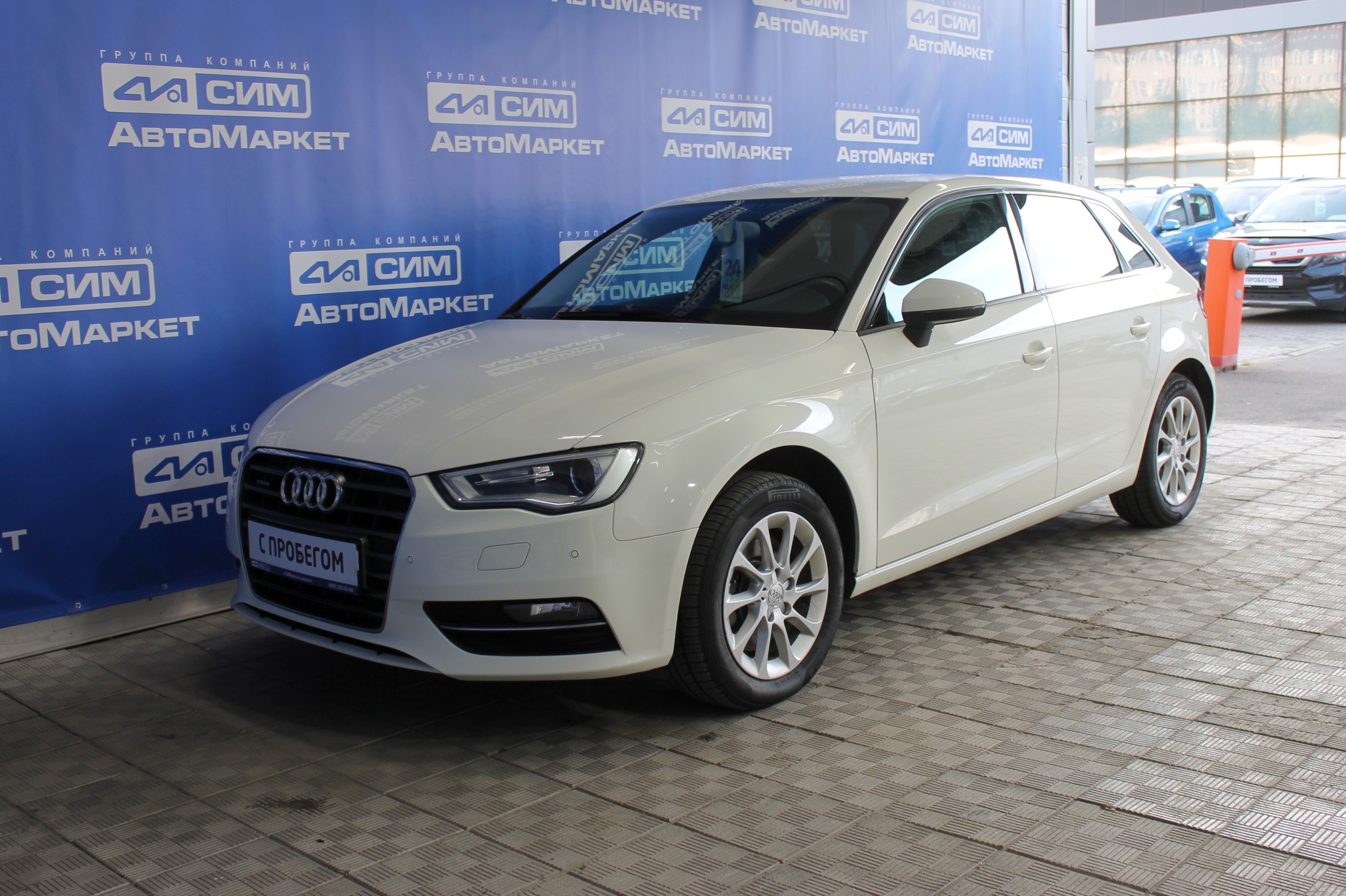 белый Audi A3 1.8 AMT (180 л.с.) 4WD 2013