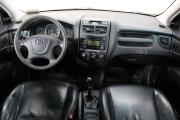 Серебряный Kia Sportage 2.0 MT (141 л.с.) 2010 фото 8