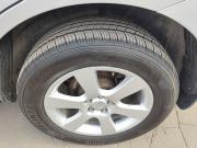 серебряный Hyundai Santa Fe 2.7 AT (189 л.с.) 4WD 2008 фото 6