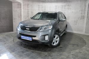 Серый Kia Sorento, II Рестайлинг 2.4 AT (175 л.с.) 4WD 2014