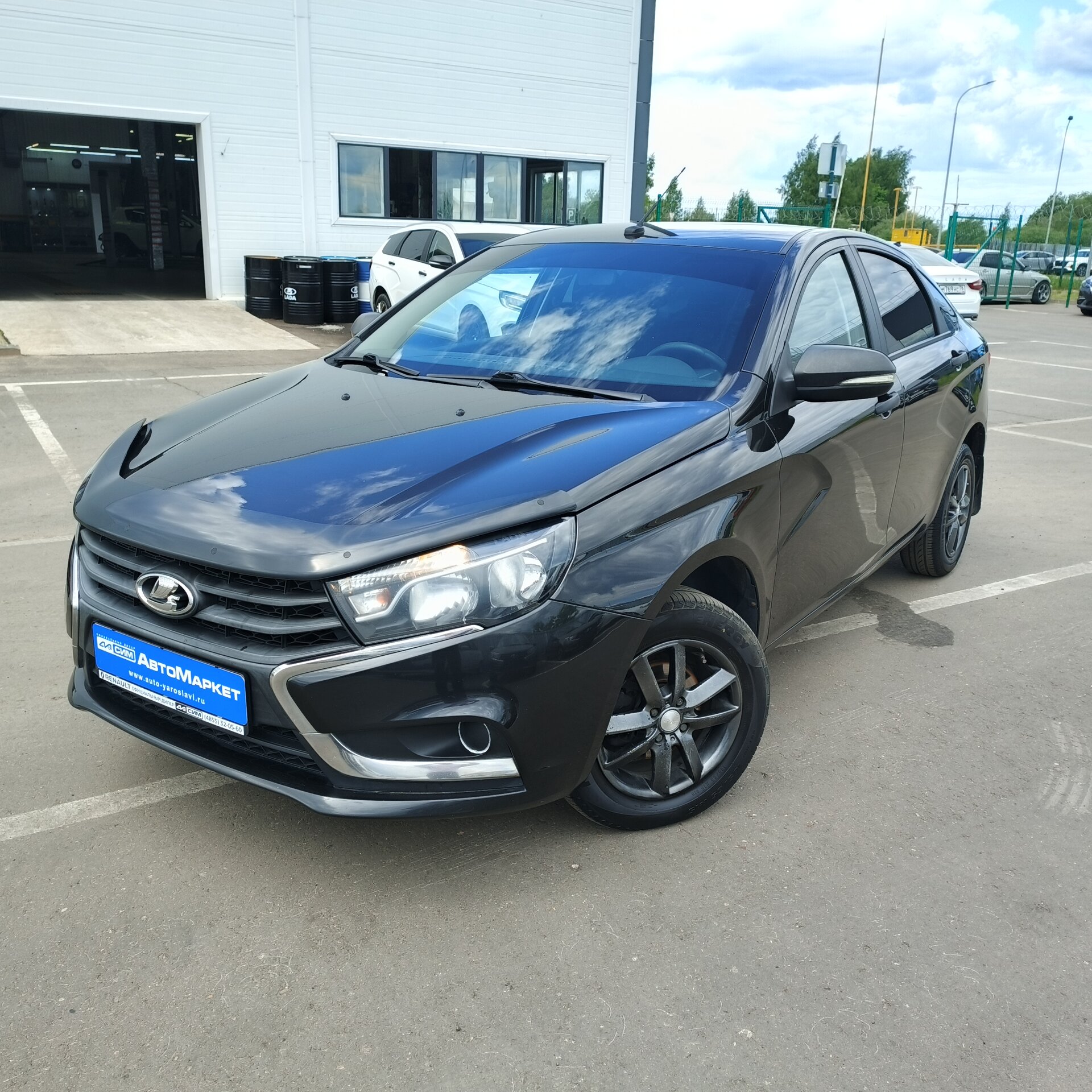 Черный Lada (ВАЗ) Vesta 1.6 MT (106 л.с.) 2018