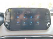 бежевый Hyundai Santa Fe 2.2d AT (200 л.с.) 4WD 2019 фото 20