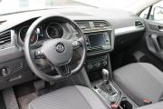 Белый Volkswagen Tiguan 2.0 AMT (180 л.с.) 4WD 2017 фото 9