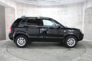 Черный Hyundai Tucson 2.0 MT (141 л.с.) 4WD 2008 фото 3
