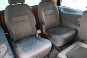 Серый Volkswagen Sharan 2.0d MT (140 л.с.) 2008 фото 10