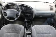 Серебряный Kia Spectra 1.6 MT (101 л.с.) 2008 фото 8