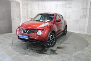 Красный Nissan Juke 1.6 CVT (117 л.с.) 2013