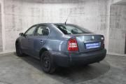 Серый Skoda Octavia 1.6 MT (102 л.с.) 2008 фото 7