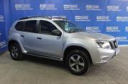 серебряный Nissan Terrano 1.6 MT (102 л.с.) 2014 фото 1