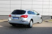 Серебряный Opel Astra 1.4 MT (140 л.с.) 2012 фото 5
