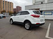 белый Hyundai Creta 2.0 AT (150 л.с.) 4WD 2019 фото 2