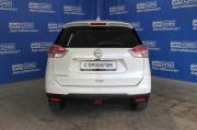 белый Nissan X-Trail 2.5 CVT (171 л.с.) 4WD 2018 фото 5