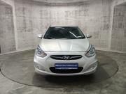 Серебряный Hyundai Solaris 1.6 MT (123 л.с.) 2011 фото 1