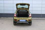 Зеленый Renault Sandero Stepway 1.6 MT (82 л.с.) 2015 фото 11