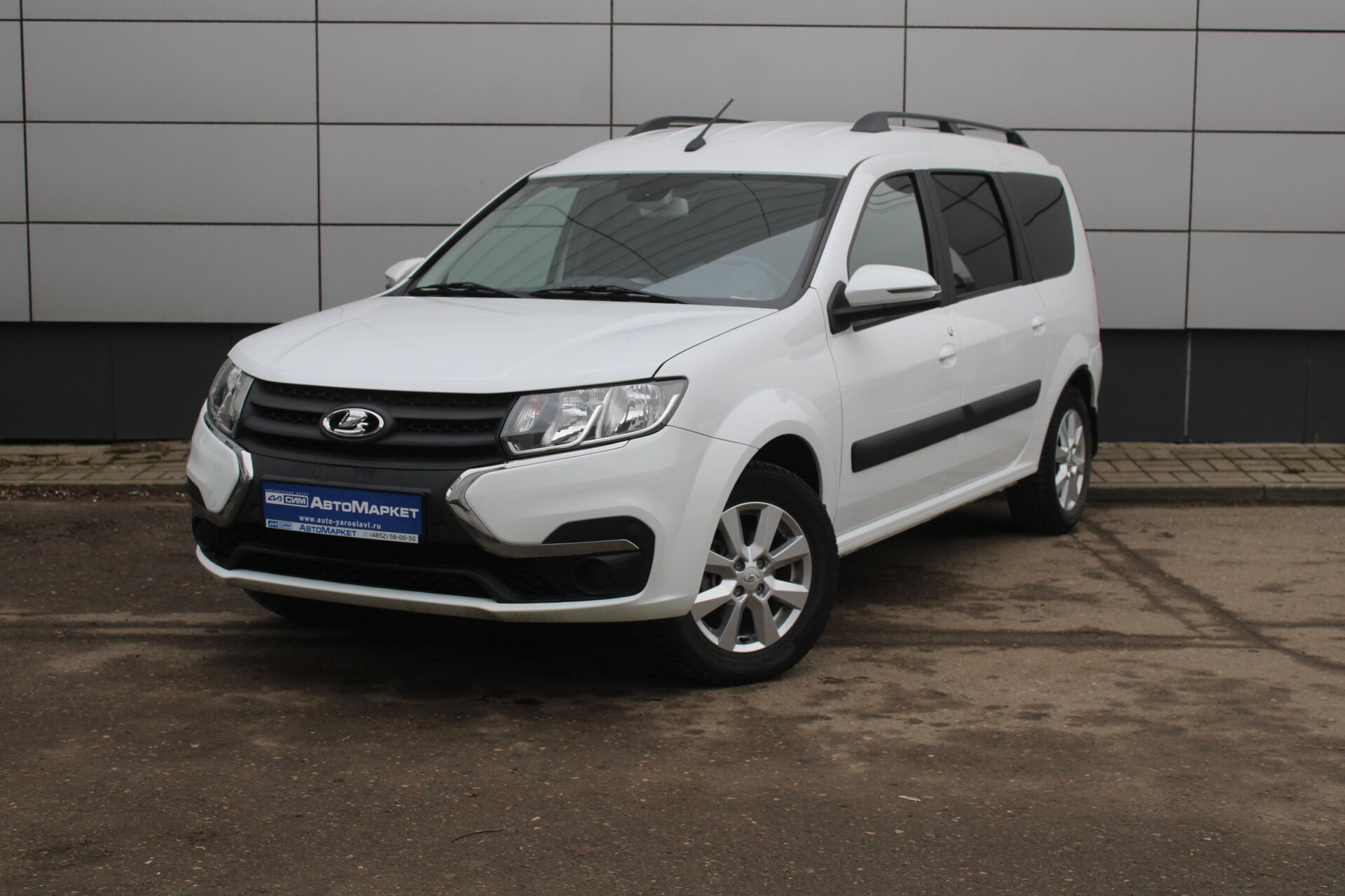 Белый Lada (ВАЗ) Largus 1.6 MT (106 л.с.) 2025