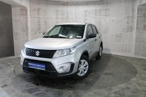 Серебряный Suzuki Vitara 1.6 AT (117 л.с.) 2021