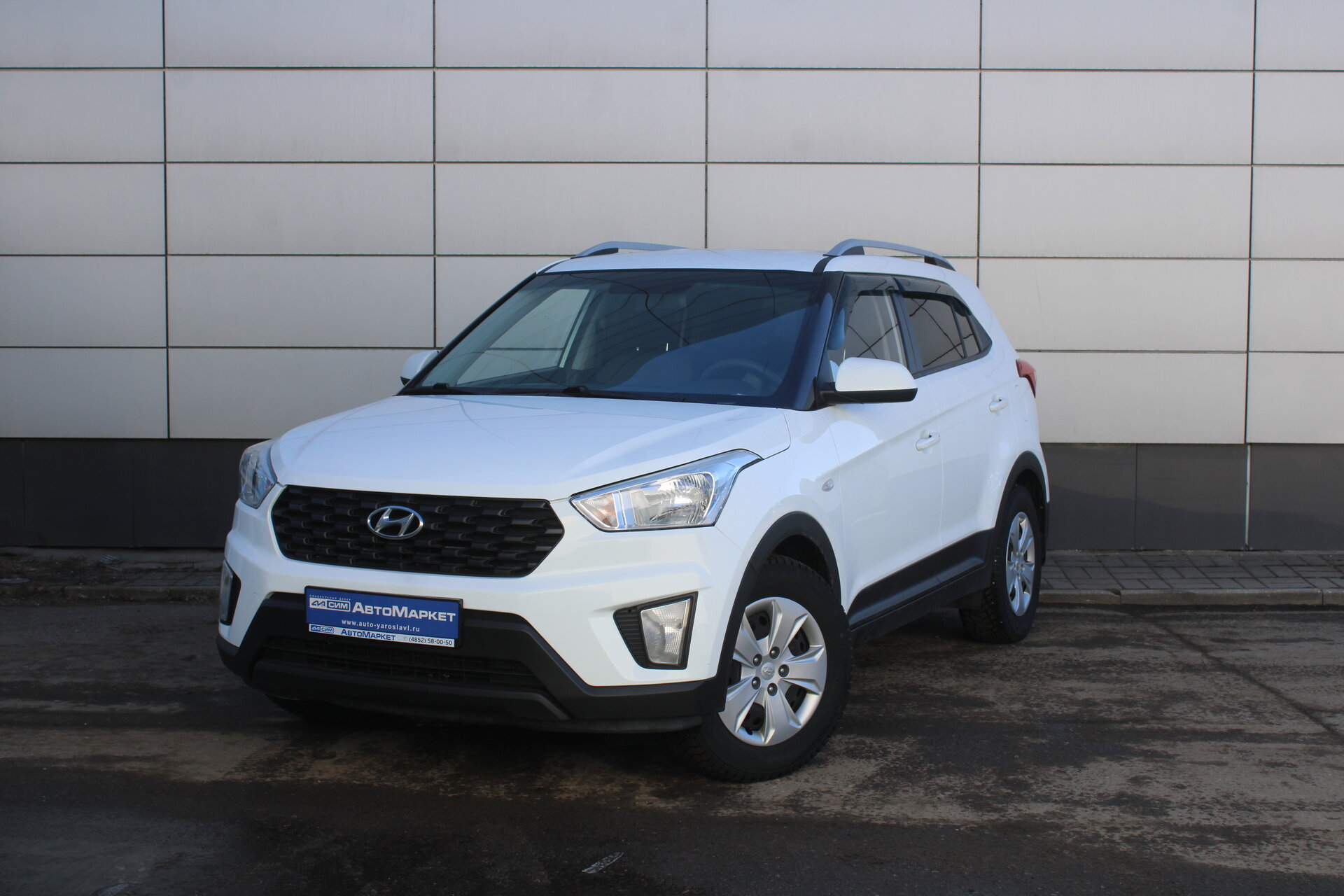 Белый Hyundai Creta 1.6 MT (121 л.с.) 4WD 2020