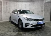 Серебряный Kia Optima 2.0 MT (150 л.с.) 2019 фото 2