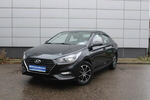 Черный Hyundai Solaris 1.6 MT (123 л.с.) 2017