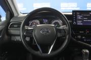 белый Toyota Camry 2.5 AT (200 л.с.) 2021 фото 23