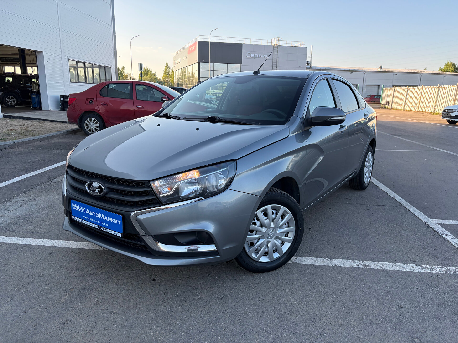 Серый Lada (ВАЗ) Vesta 1.6 MT (106 л.с.) 2018