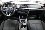 Серебряный Kia Optima 2.0 MT (150 л.с.) 2019 фото 8