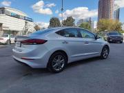 серебряный Hyundai Elantra 2.0 AT (150 л.с.) 2018 фото 21