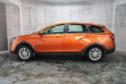 Оранжевый Lada (ВАЗ) Vesta SW Cross 1.6 MT (106 л.с.) 2019 фото 4