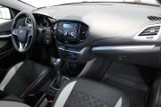 Коричневый Lada (ВАЗ) Vesta SW 1.6 CVT (113 л.с.) 2021 фото 10