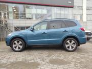 голубой Hyundai Santa Fe 2.4 AT (174 л.с.) 4WD 2011 фото 1