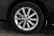 Черный Toyota Camry 2.5 AT (181 л.с.) 2013 фото 13