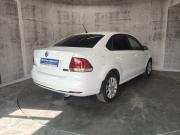 Белый Volkswagen Polo 1.6 MT (110 л.с.) 2016 фото 5
