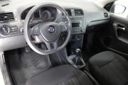Белый Volkswagen Polo 1.6 MT (110 л.с.) 2017 фото 9