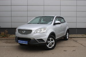 Серебряный SsangYong Actyon 2.0 MT (149 л.с.) 4WD 2013