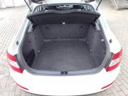белый Skoda Octavia 1.2 MT (105 л.с.) 2013 фото 8