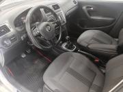 Белый Volkswagen Polo 1.6 MT (110 л.с.) 2016 фото 9