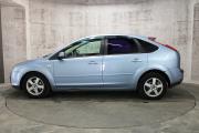 Синий Ford Focus 1.6 MT (100 л.с.) 2007 фото 4