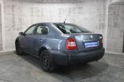 Серый Skoda Octavia 1.6 MT (102 л.с.) 2008 фото 7