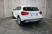 Белый Mercedes-Benz GLA 250 2.0 AMT (211 л.с.) 4WD 2014 фото 7