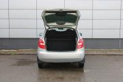 Серебряный Skoda Fabia 1.2 MT (70 л.с.) 2012 фото 12