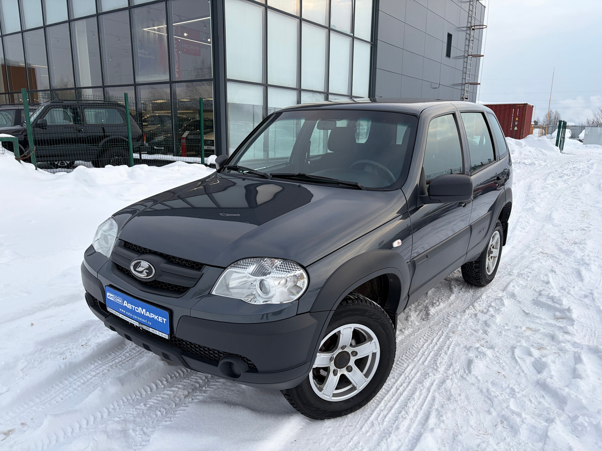 Серый Lada (ВАЗ) Niva 1.7 MT (80 л.с.) 4WD 2020