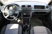Красный Skoda Fabia 1.2 MT (70 л.с.) 2013 фото 8