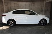 Белый Kia Rio 1.6 AT (123 л.с.) 2019 фото 4