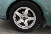 Зеленый Kia Rio 5-speed 1.6 MT (123 л.с.) 2014 фото 13