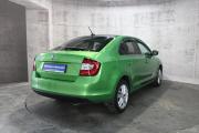 Зеленый Skoda Rapid 1.6 AT (110 л.с.) 2017 фото 5
