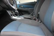 черный Chevrolet Cruze 1.8 AT (141 л.с.) 2013 фото 24
