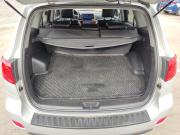серебряный Hyundai Santa Fe 2.7 AT (189 л.с.) 4WD 2008 фото 8