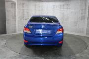 Синий Hyundai Solaris 1.4 AT (107 л.с.) 2014 фото 6