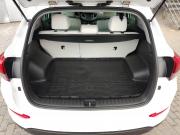белый Hyundai Tucson 2.0 AT (150 л.с.) 2017 фото 8