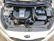 белый Kia Ceed GT 1.6 MT (204 л.с.) 2015 фото 7